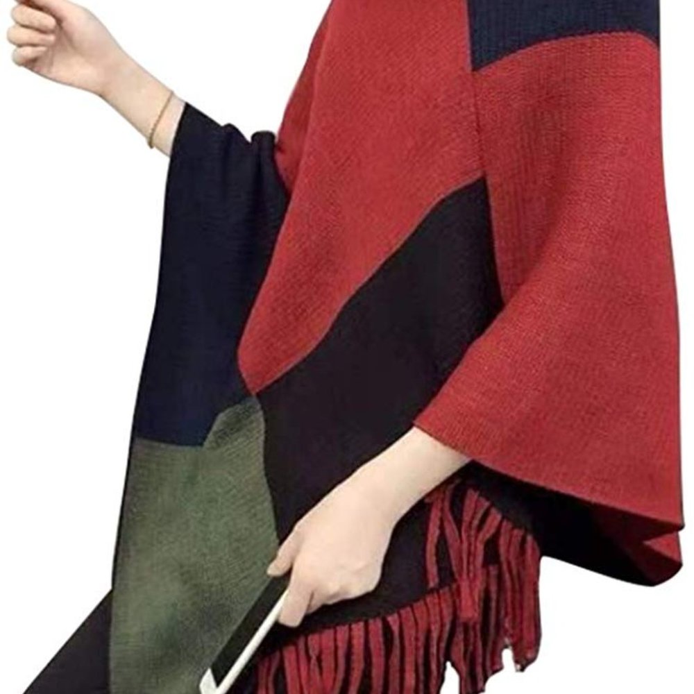 Women's knitted Red/navy Poncho